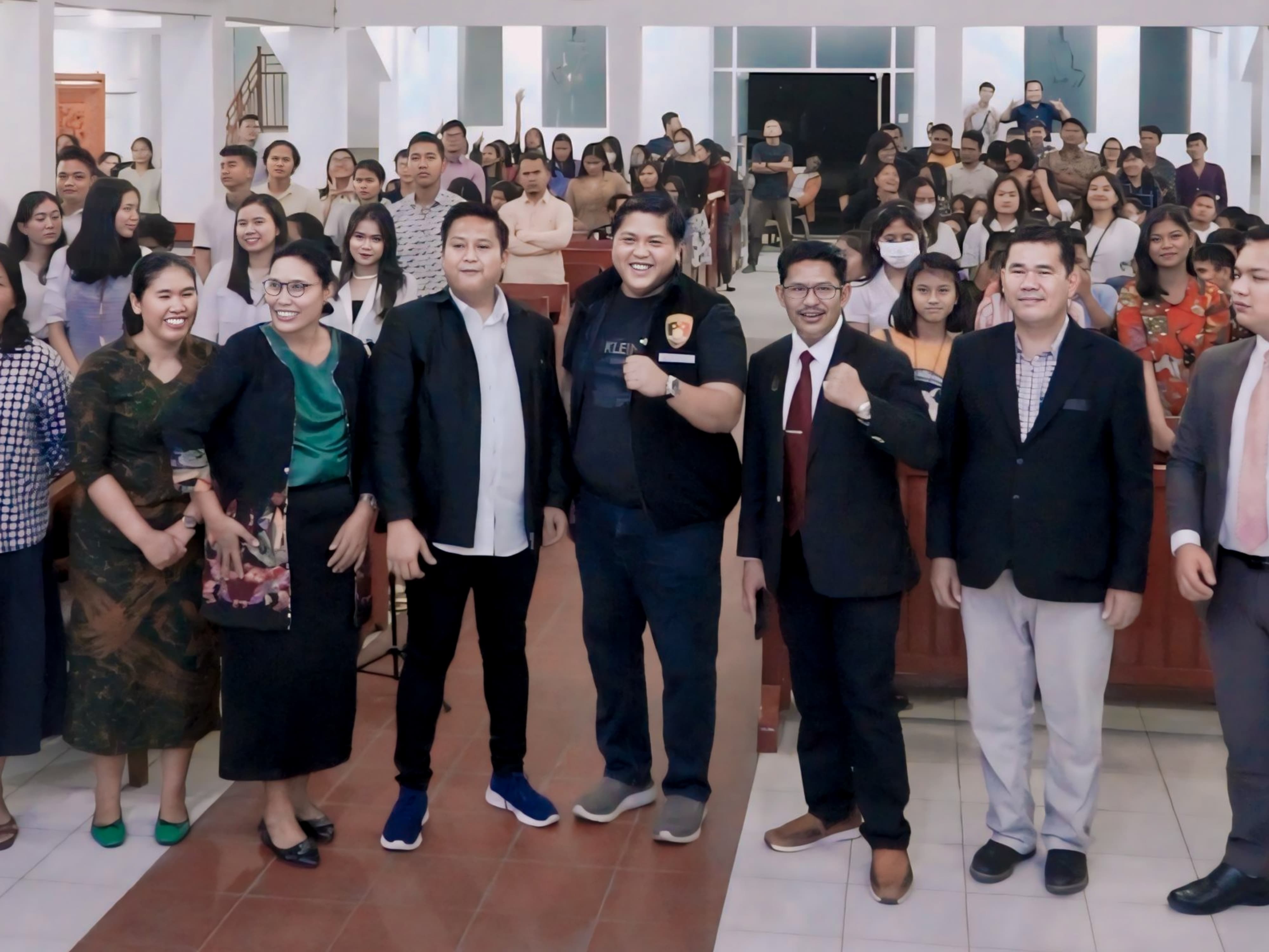 COOLING SYSTEM DITRESKRIMUM POLDA RIAU LAKUKAN PENYULUHAN RATUSAN JEMAAT GEREJA